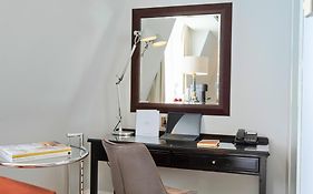 London Bridge Hotel